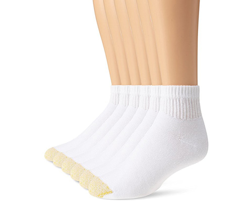 6. Under Armor Resistor Low-Cut Socks 
