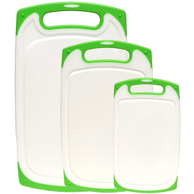 8. Dutis 3-Piece Dishwasher Safe Plastic Cutting Board Set